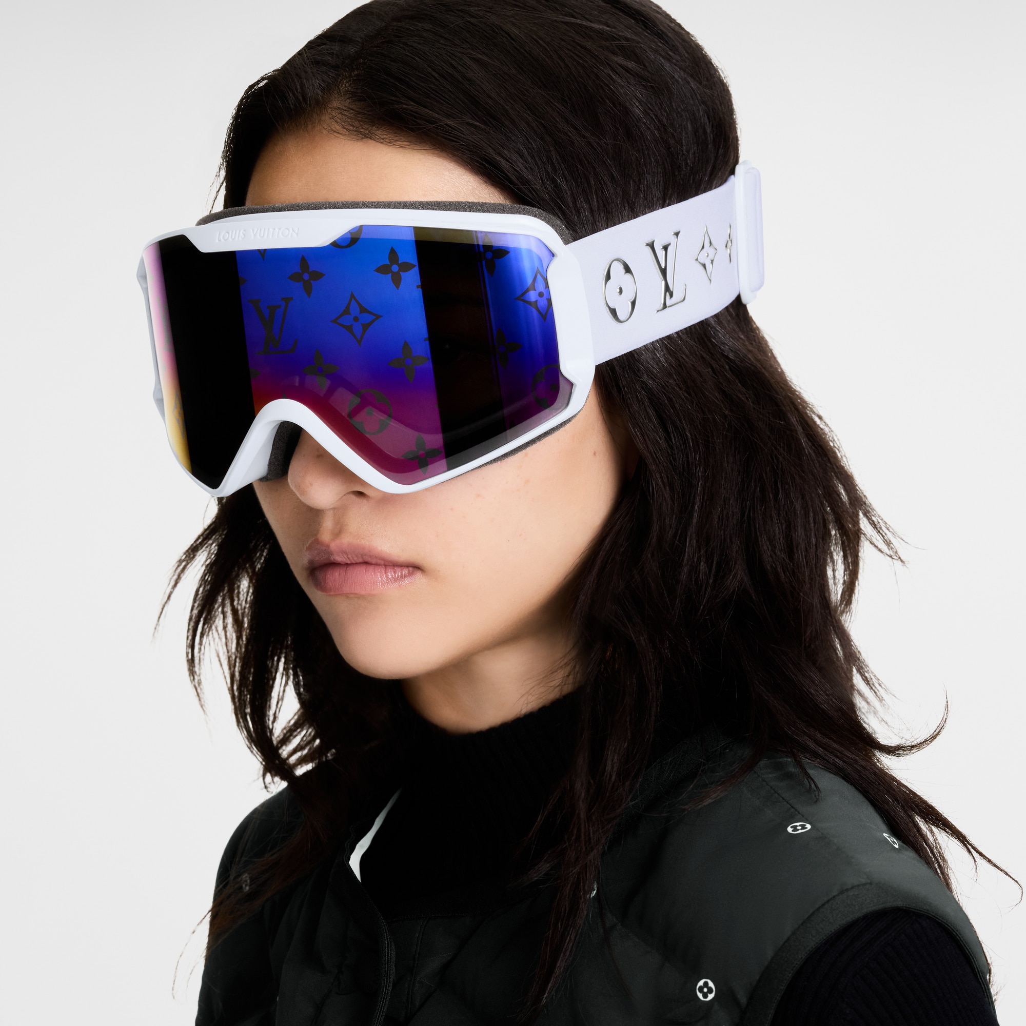 LV Snow Gradient Mask . in Women