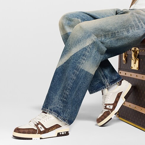 LV Trainer Sneaker in Men's Shoes Sneakers collections by Louis Vuitton (Product zoom)