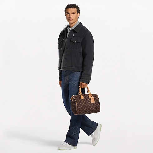 LV Trainer 運動鞋 in 男士's 鞋履系列 運動鞋 collections by Louis Vuitton (產品縮放)