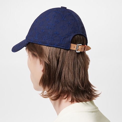Monogram Essential Cap . in Men's Accessories Hats, Beanies and Gloves collections by Louis Vuitton (Product zoom)