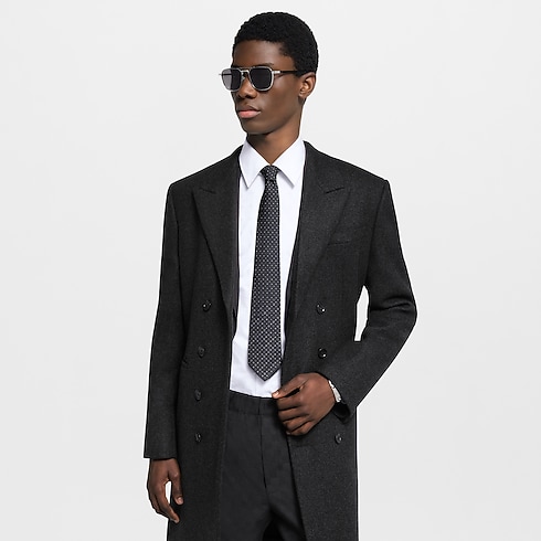 Monogram Gradient Dots Tie . in Men's Accessories Ties and Pocket Squares collections by Louis Vuitton (Product zoom)