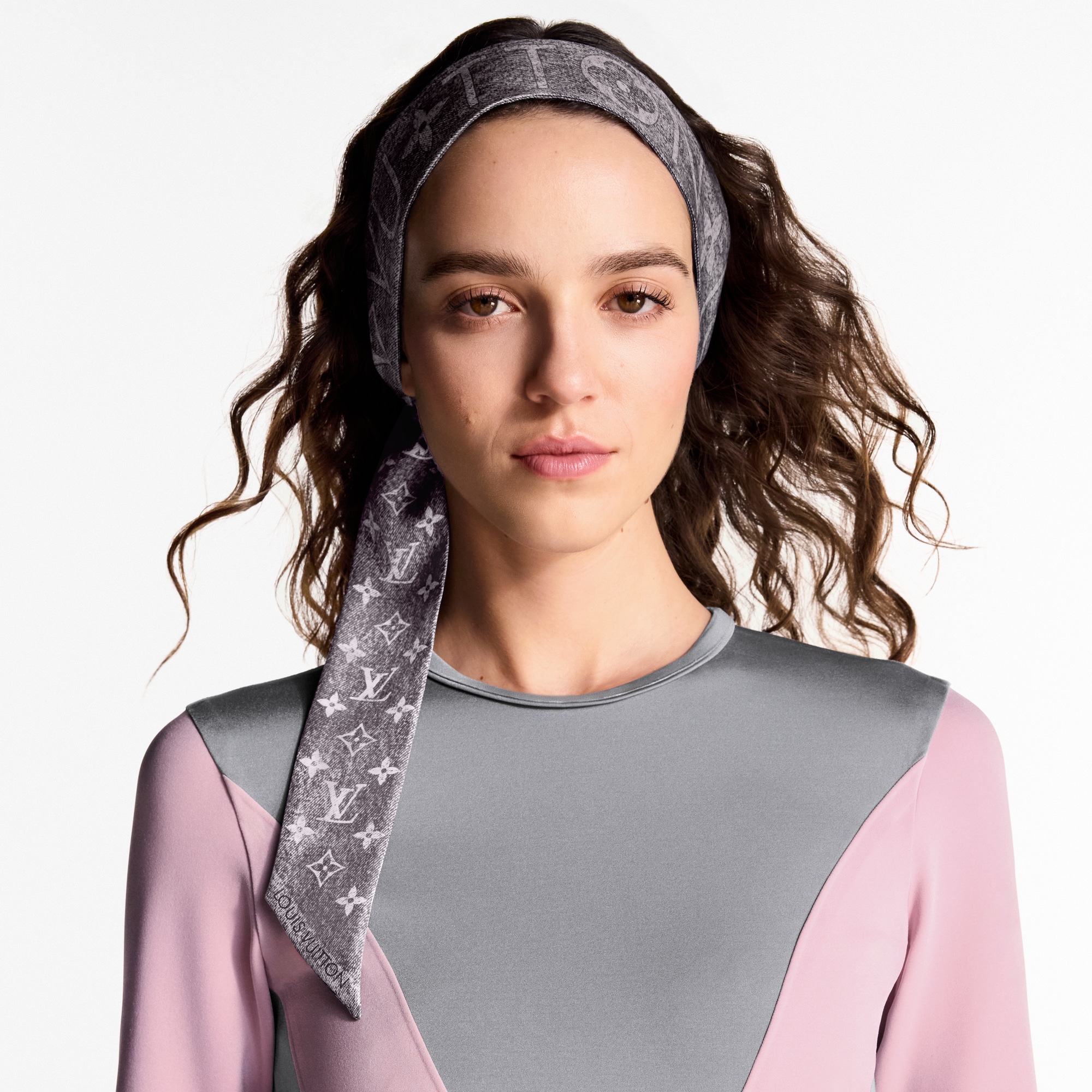 Monogram Infinity Denim BB 長絲巾 . in 女士