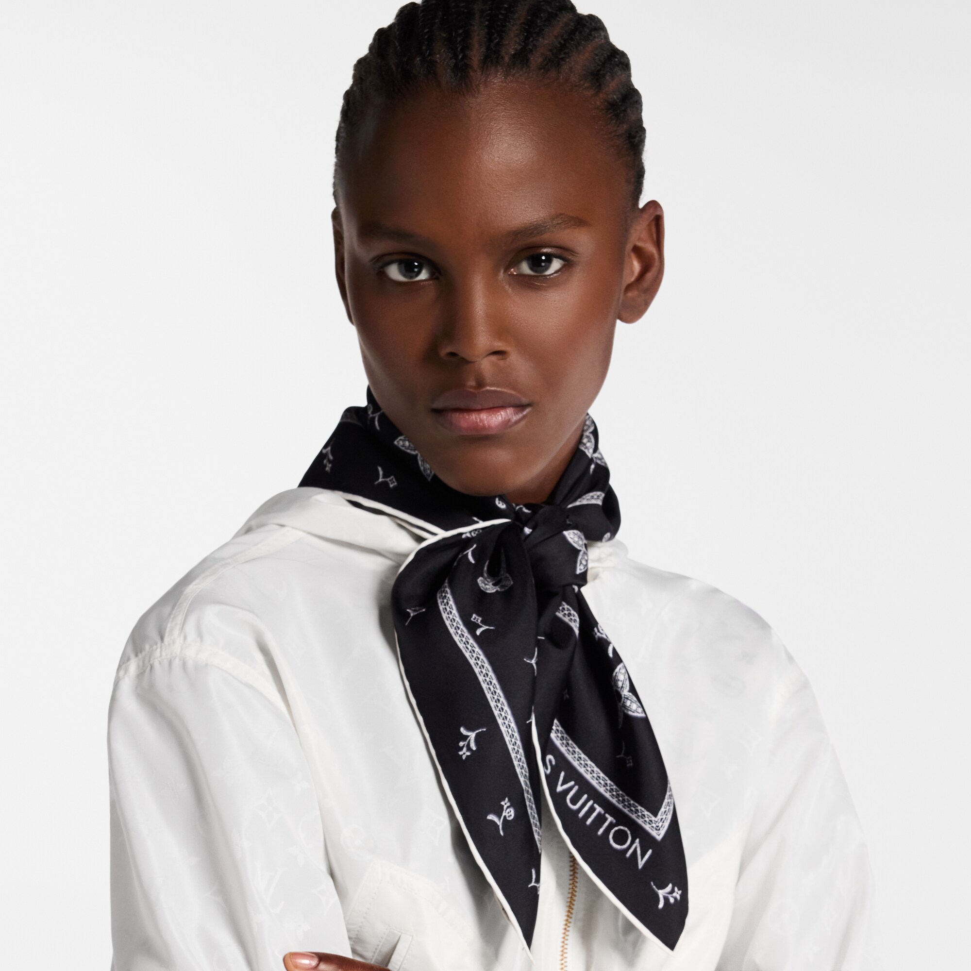 Monogram Romance 70方巾 . in 女士