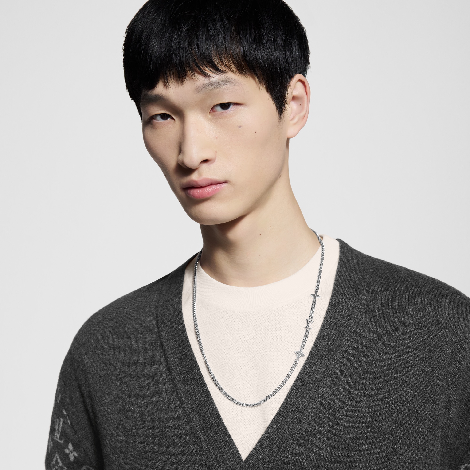 Monogram Row 頸鏈 . in 男士