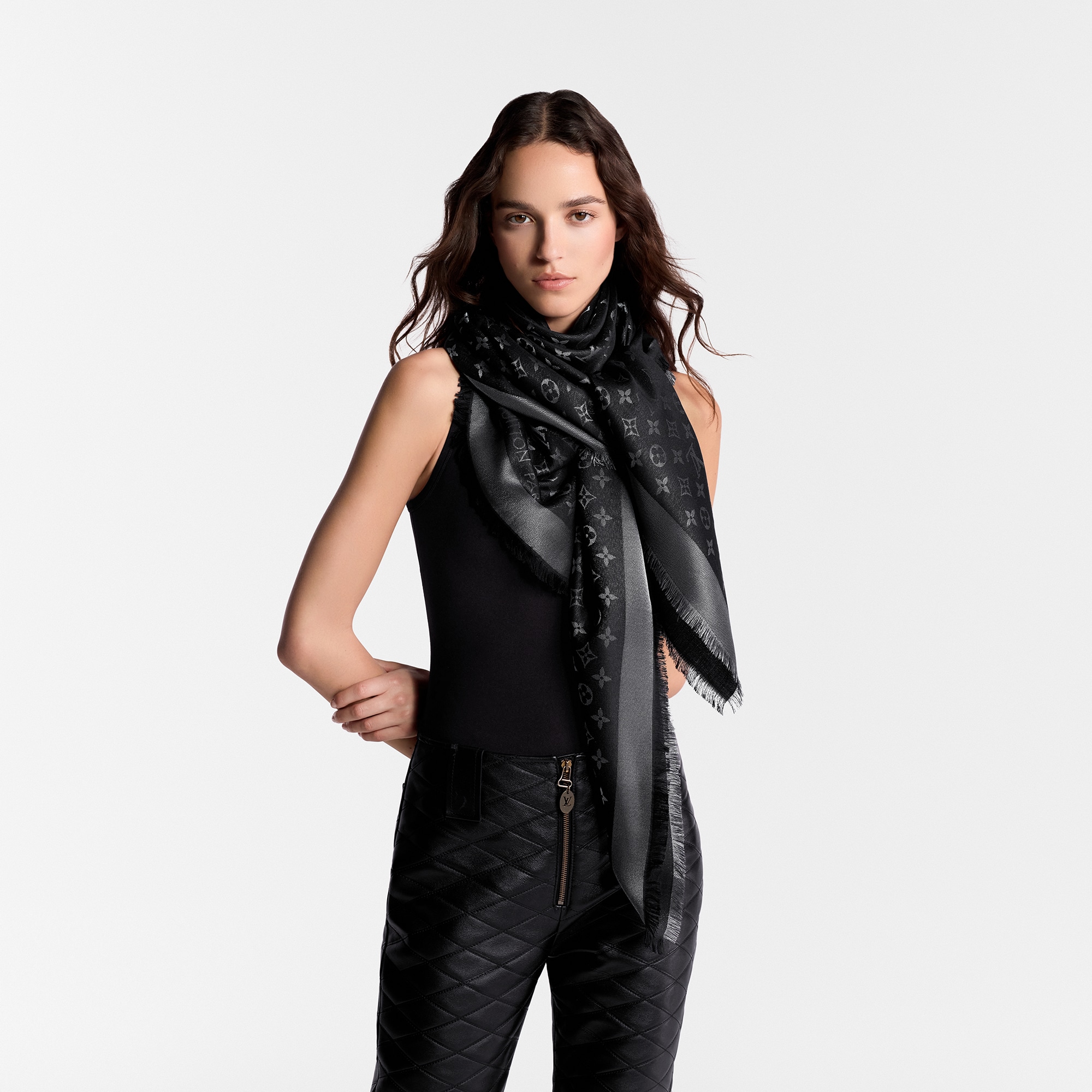 Monogram Shine 披肩 . in 女士