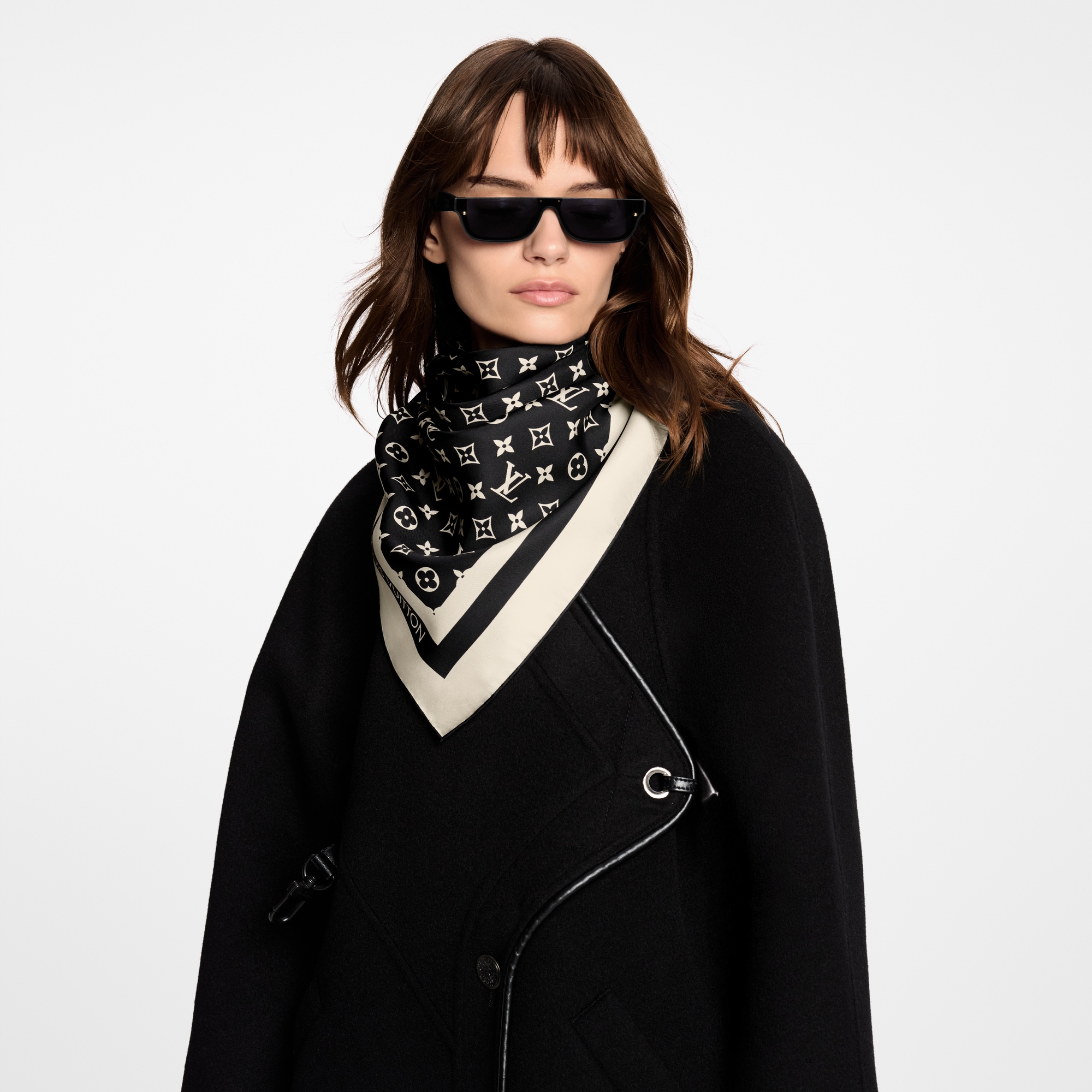 Monogram Silhouette 90方巾 . in 女士