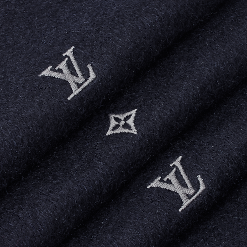 Monogram Stellar Scarf . in Men's Accessories All Accessories collections by Louis Vuitton (Product zoom)