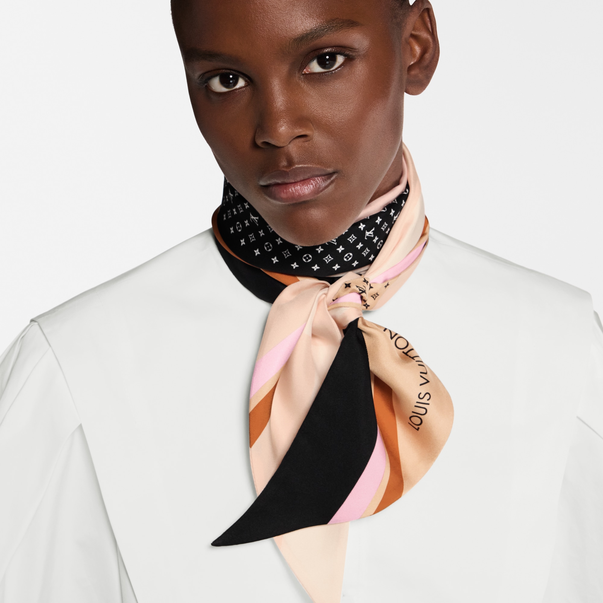 Nano Monogram Lavalliere 披巾 . in 女士