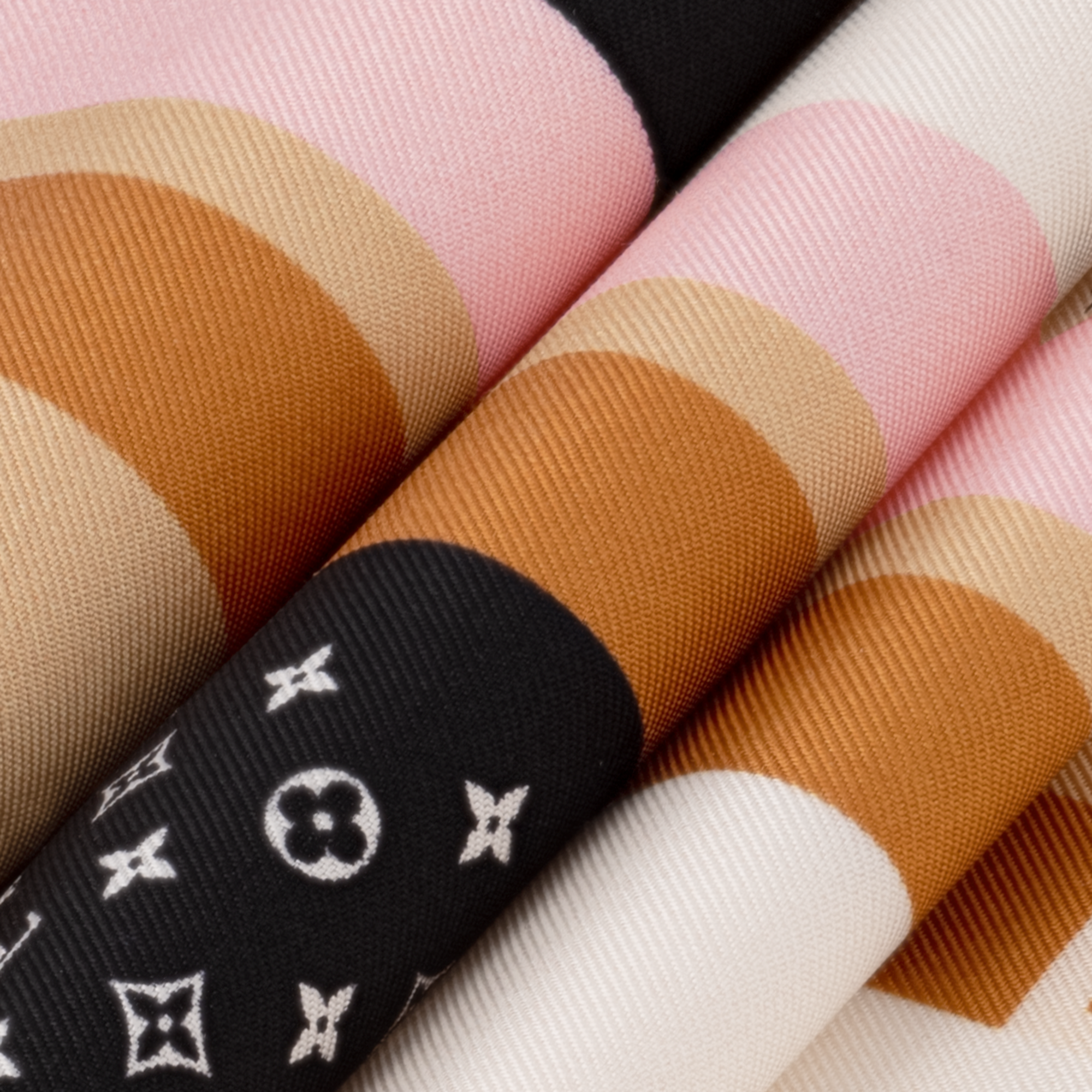 Nano Monogram Lavalliere 披巾 . in 女士