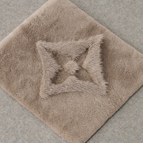 Neo Blizzard Scarf . in Women's Accessories Scarves for Women collections by Louis Vuitton (Product zoom)