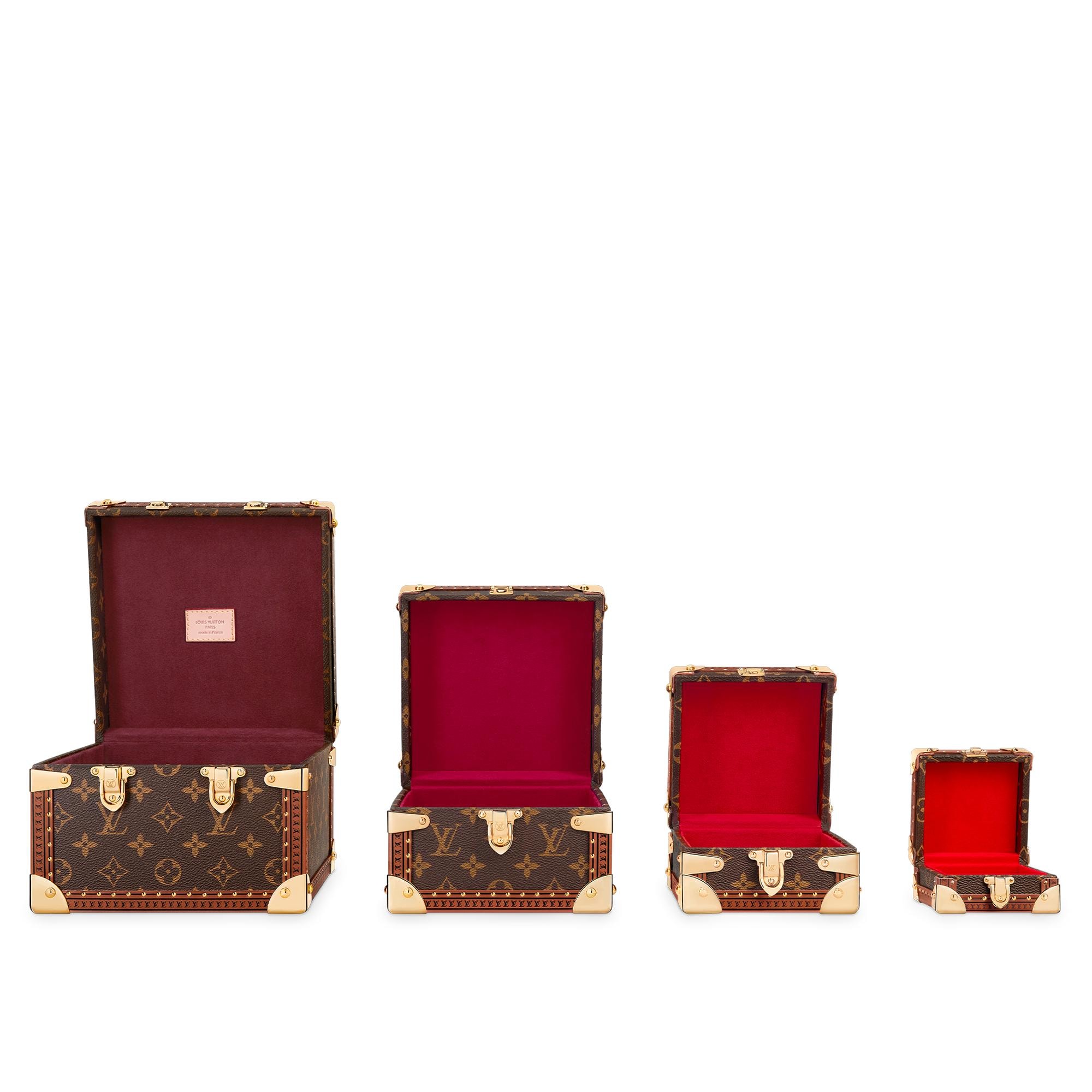 Malle Pyramide Monogram 帆布 in 行李箱、旅行用品及家居精品