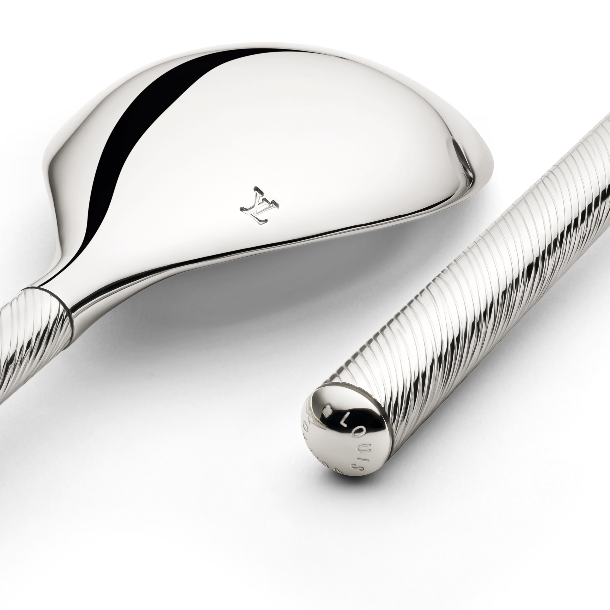 Rivet Epi Serving Set Epi Leather in Trunks, Travel and Home