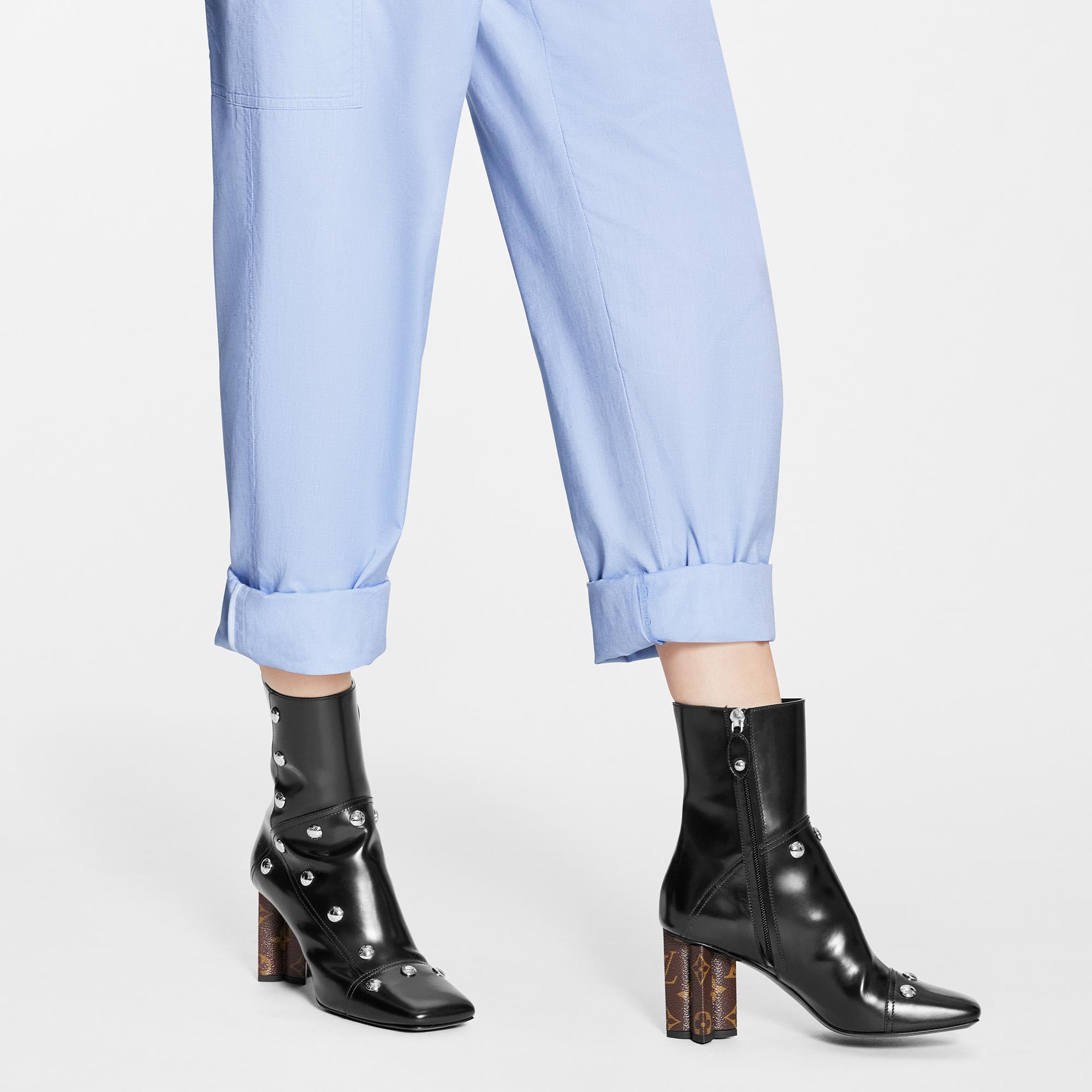 leather ankle boots with studs