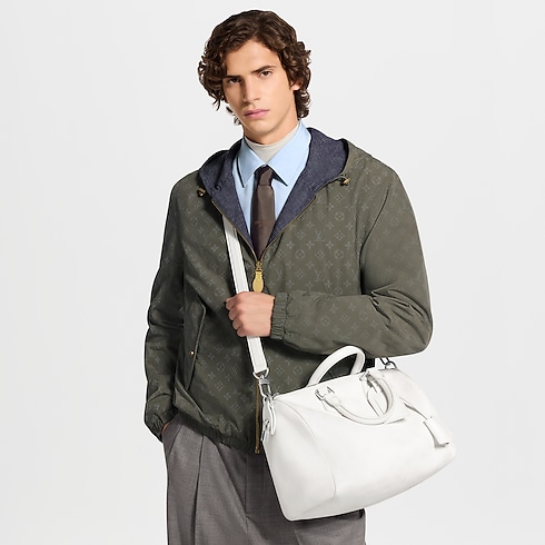 Speedy P9 Bandoulière 30 H40 in Bags and Small Leather Goods's Speedy P9 } collections by Louis Vuitton (Product zoom)