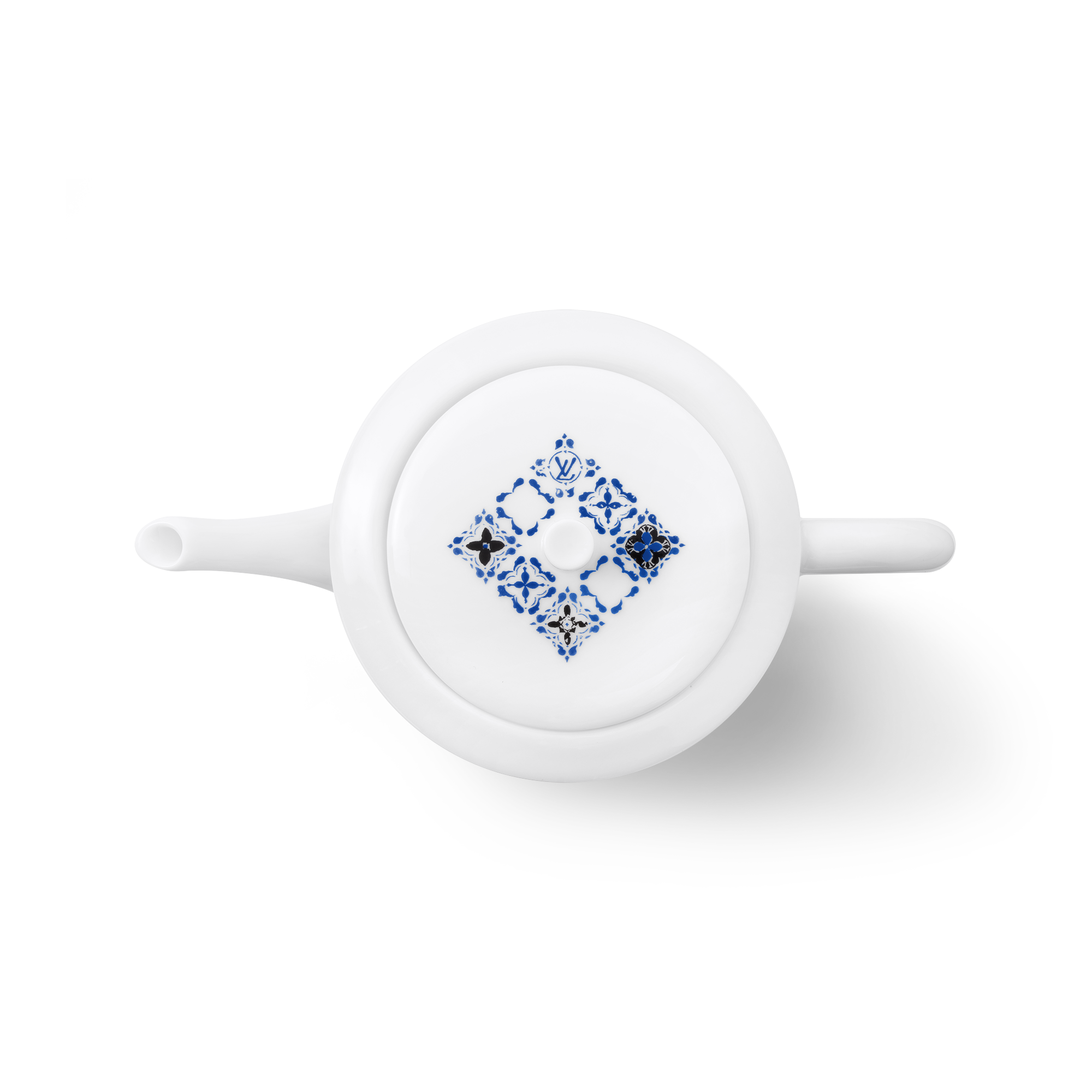 LV By The Pool 茶壺  in 行李箱、旅行用品及家居精品