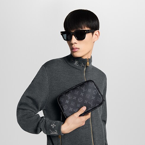 梳洗包 PM Monogram Eclipse 帆布 in 男士's 旅遊用品 旅遊配件 collections by Louis Vuitton (產品縮放)