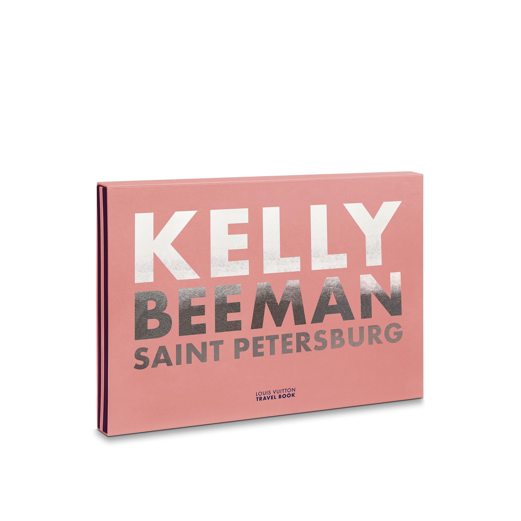 Travel Book Saint Petersburg - 藝術家限量版  in 行李箱、旅行用品及家居精品