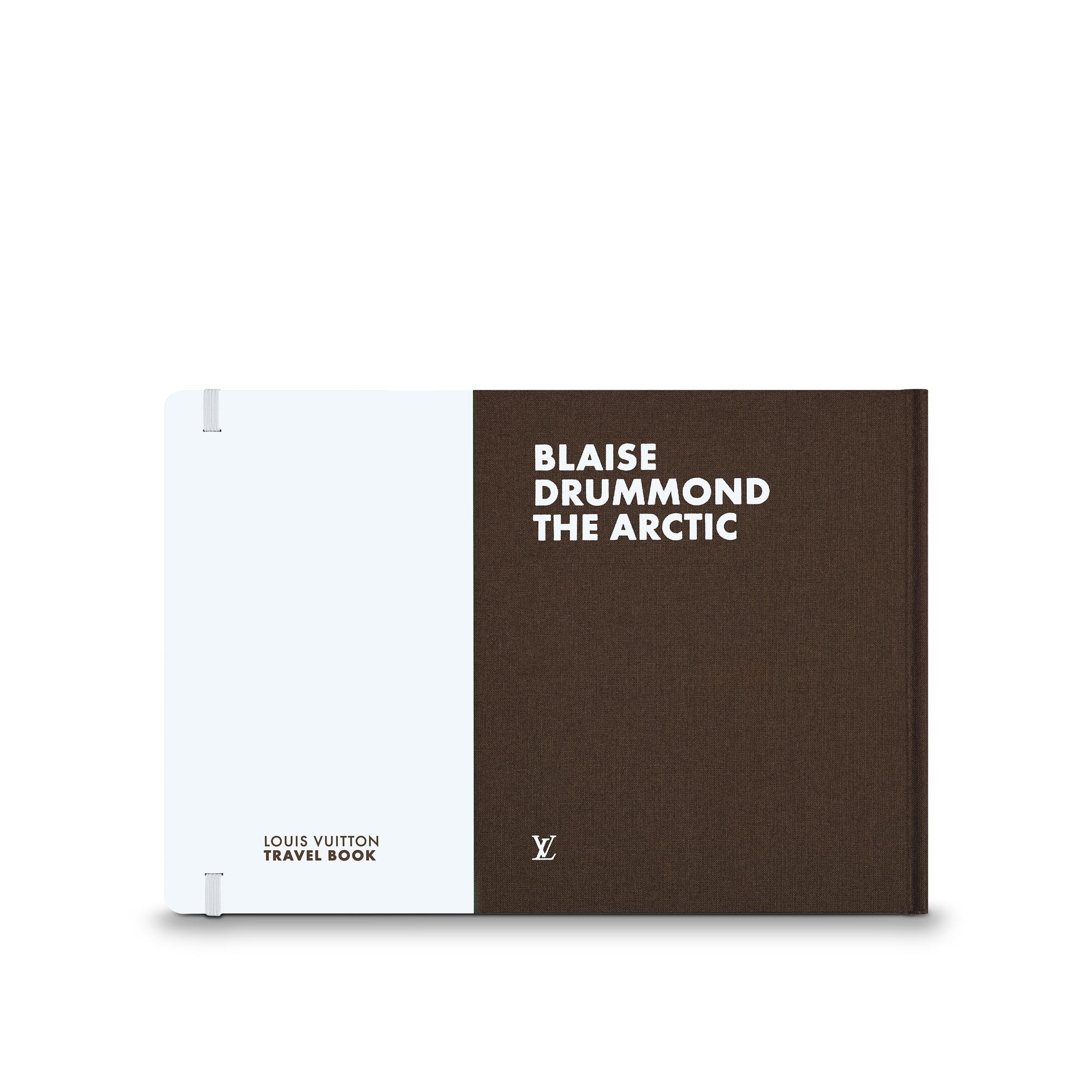 Travel Book The Arctic  in 行李箱、旅行用品及家居精品