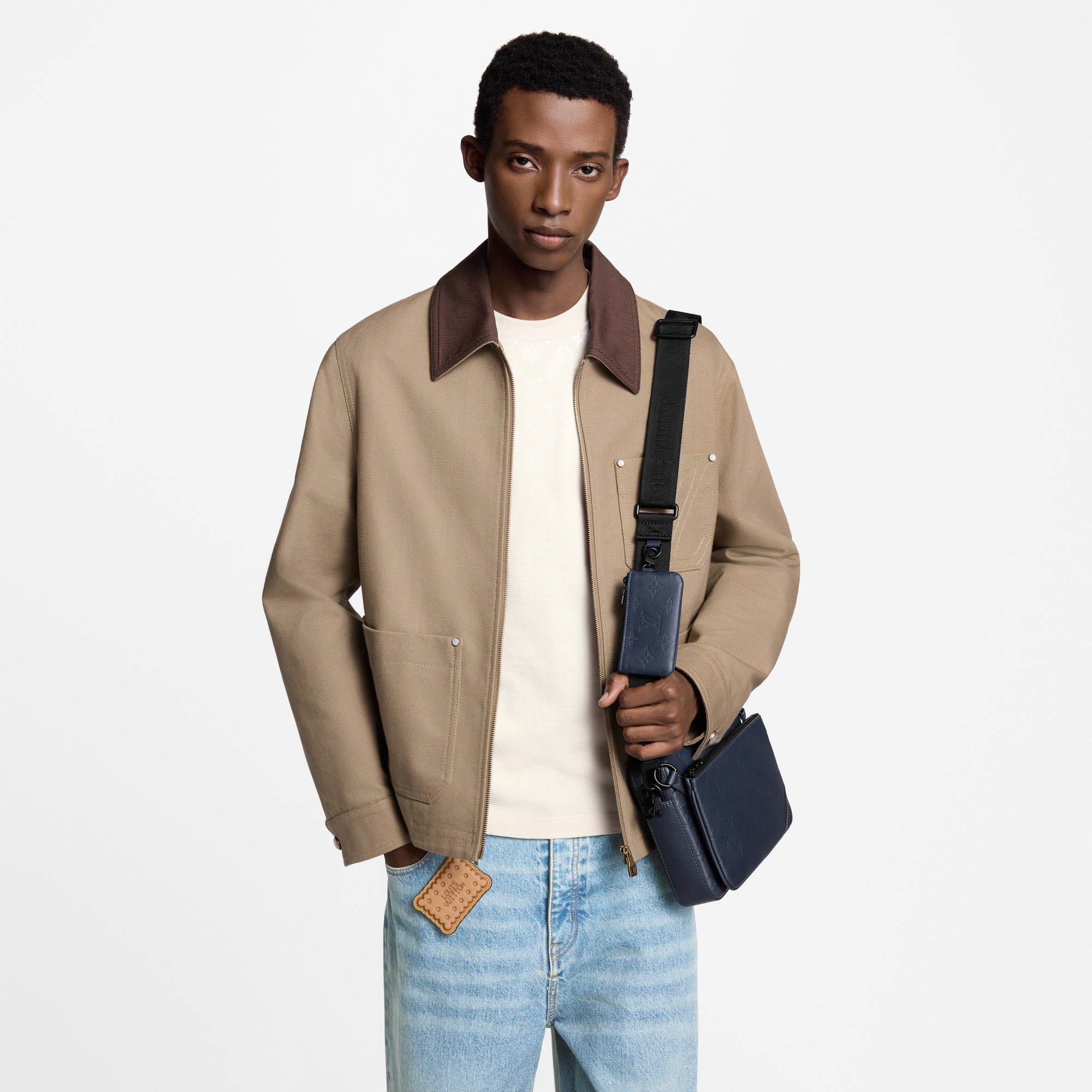 Trio 郵差包 Monogram Shadow 皮革 in 時尚手袋及小型皮具