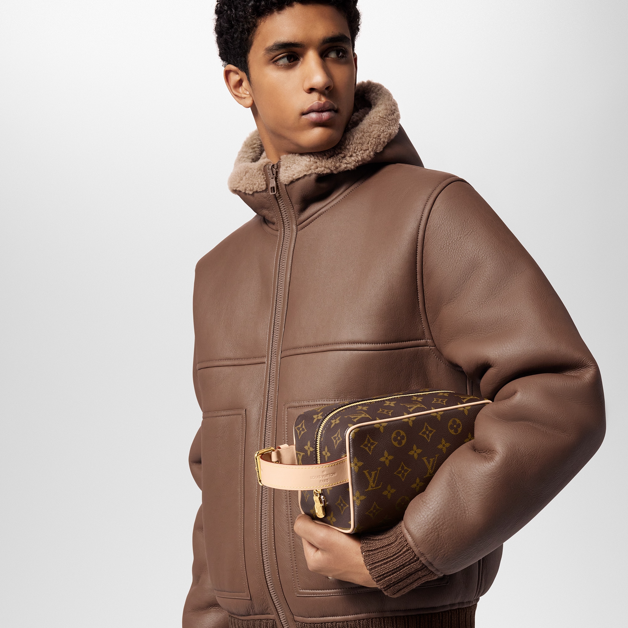 Trousse Toilette Locker Dopp Kit Monogram Canvas in Men