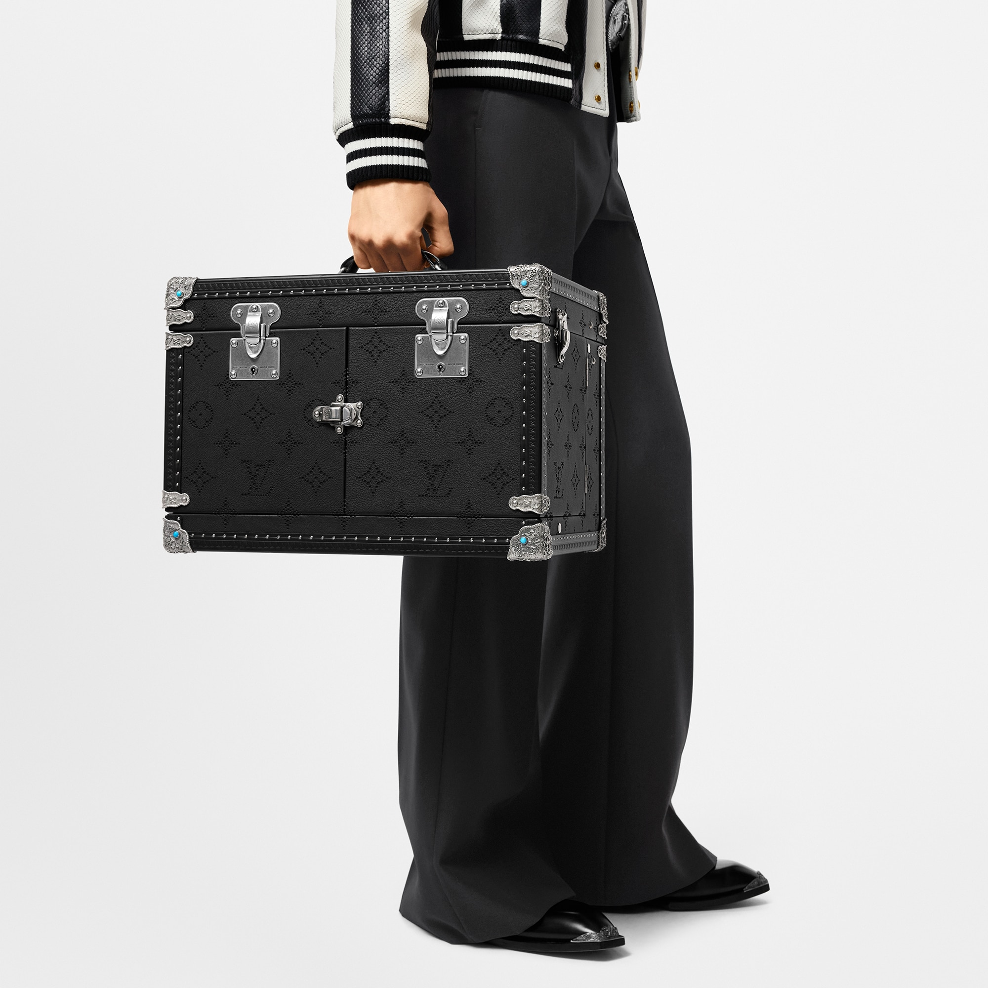 Vanity Accessoires LV Dart Fashion Leather in Trunks, Travel and Home