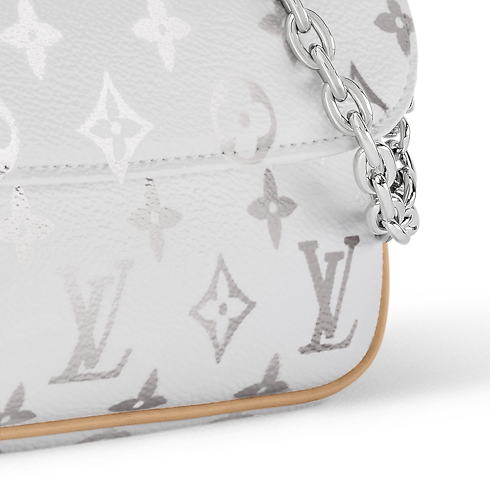 Wallet On Chain Ivy Other Monogram Canvas in Women's Wallets and Small Leather Goods Nano Bags and Chain Wallets collections by Louis Vuitton (Product zoom)